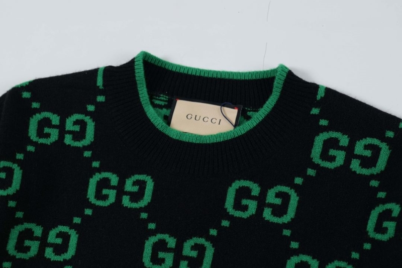 G*u*i sweaters